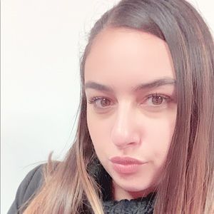 Meet your Posher, Sabrina